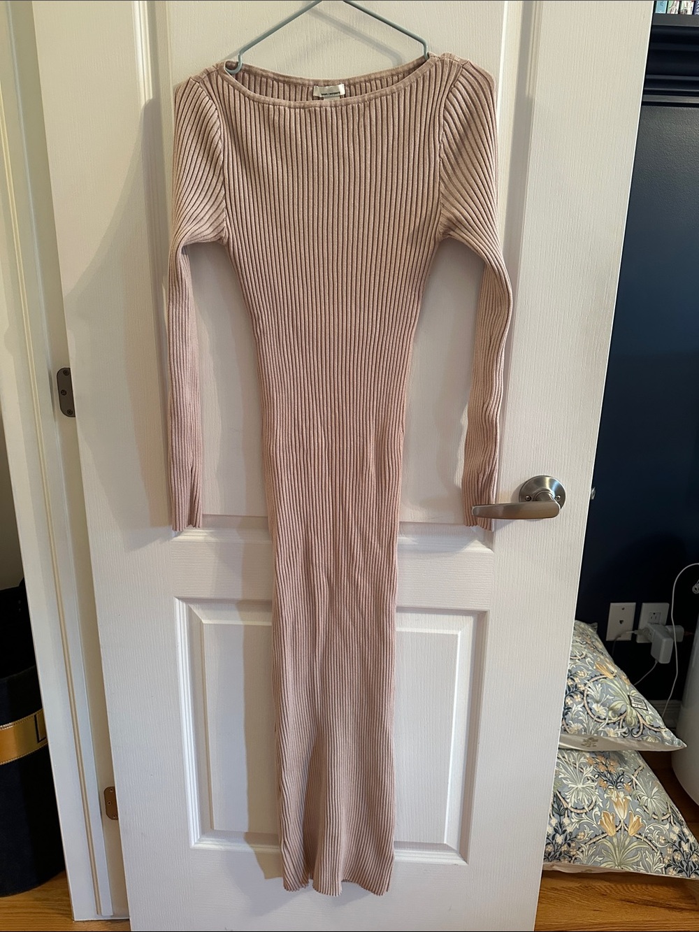 H&M beige long sleeved maxi maternity dress
